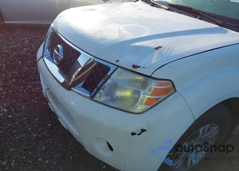 2010 Nissan Pathfinder Se from USA, damaged, VIN 5N1AR1NB7AC619426